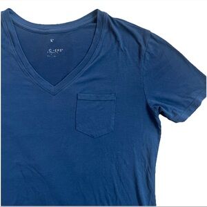Skechers Women’s V-Neck Shirt M Pocket Relaxed Fit Stretch Loungewear Comfort